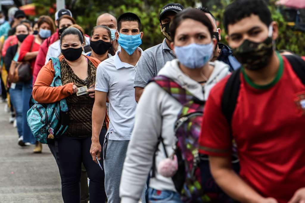 América Latina y el Caribe, cuyo primer caso reportado de covid-19 fue notificado por Brasil el 26 de febrero, ha visto acelerarse las infecciones en todas las subregiones.