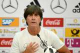 Joachim Löw negó que tenga una oferta del Madrid