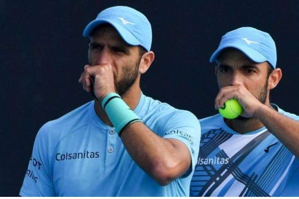 Los colombianos fueron derrotados en dos sets este lunes en los octavos de final.
