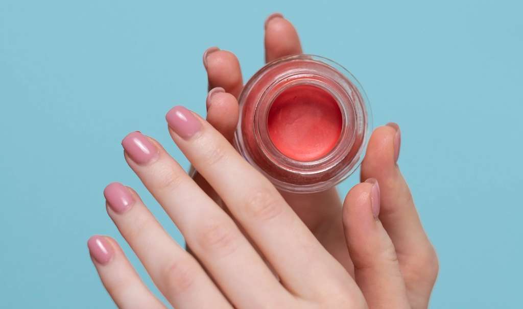 El rubor se convierte en uno de los productos de maquillaje protagonistas de esta temporada.