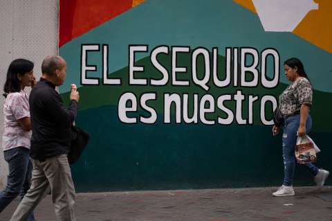 ¿Quién es Neil Villamizar, el candidato del chavismo para gobernador del Esequibo?