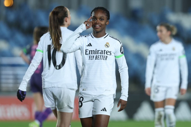 El Real Madrid de Linda Caicedo perdió 6-2 contra FC Barcelona e hipotecó la Champions