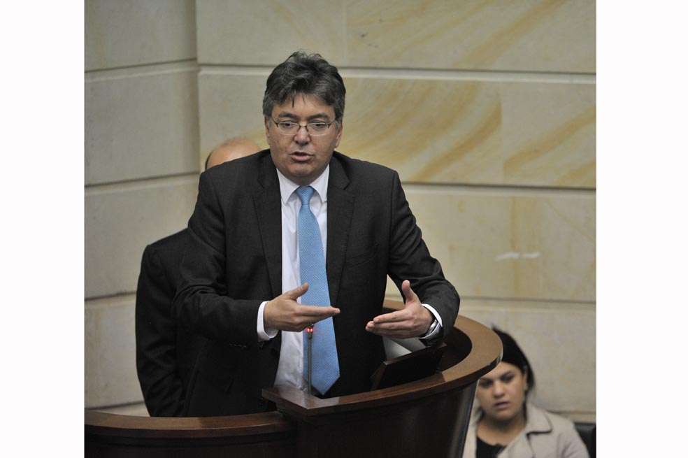 Mauricio Cárdenas Santamaría, ministro de Hacienda. / Archivo