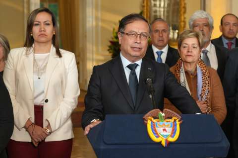 Remezón ministerial: salen Alejandro Gaviria, María I. Urrutia y Patricia Ariza