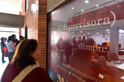 Cuando hay 41 días para cambiar el modelo de salud de los maestros