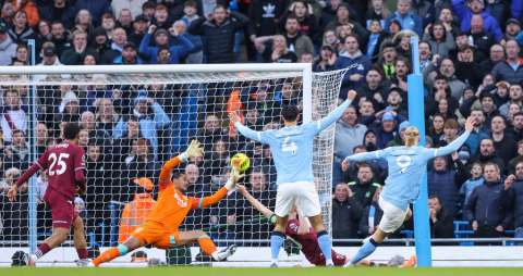 Manchester City ganó y le mete presión al Arsenal antes de su partido por Premier League