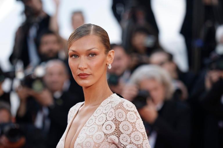 Bella Hadid rompe en llanto tras revelar una nueva recaída por la enfermedad de Lyme