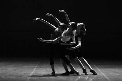 El teatro, el contacto físico y la vida hecha cuadritos