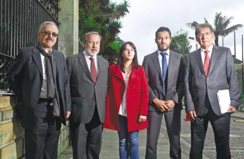 "La Comisión Nacional de Garantías de Seguridad para líderes va a paso lento"