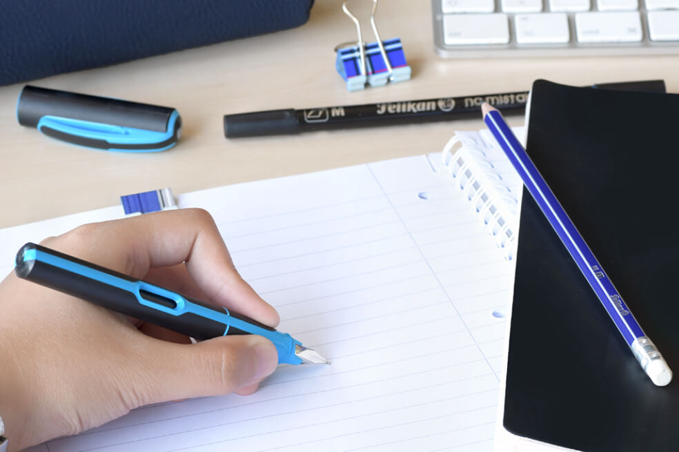 / Facebook: Pelikan