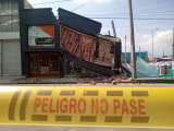Colapsó almacén de alfombras y otros dos locales en el 12 de Octubre, ¿qué pasó?