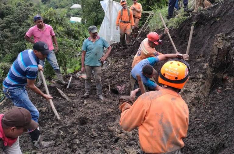 Alerta en Colombia por incendios y temporada de lluvias