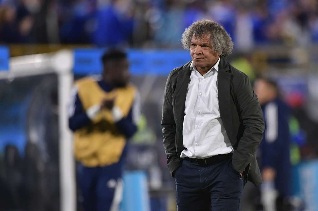 Técnico de Millonarios durante el encuentro por Copa Sudamericana ante el América MG de Brasil en el estadio El Campín de Bogotá