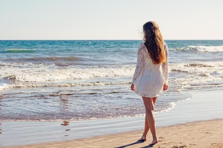 Evitar los tintes y otros consejos para cuidar el pelo durante las vacaciones