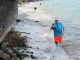 Anuncian acciones para reconstruir reconocida playa de Santa Marta desaparecida por erosión