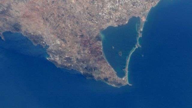 Es la laguna salada más grande de Europa.