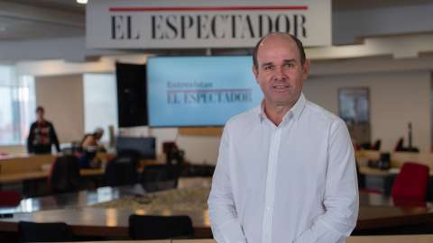 No se puede permitir que la politiquería esté permeando el Icetex: rector de la UNAB