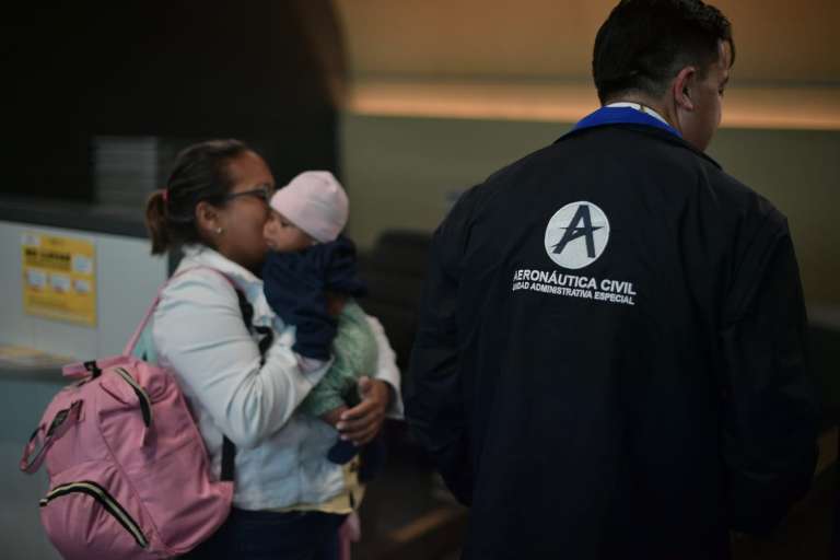 Asimismo, la aerolínea informó que el aumento del precio del combustible y la subida del dólar fueron otros de los motivos para cerrar.