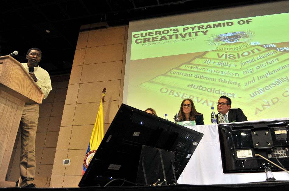Raúl Cuero en el lanzamiento de Sennova, el nuevo programa de desarrollo tecnológico e innovación del Sena