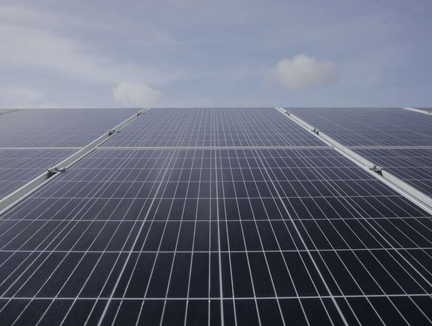 Con energía solar se soluciona la carencia de electricidad en las zonas no interconectadas.