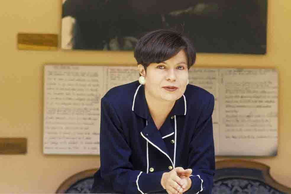 Una de las últimas imágenes de María Mercedes Carranza en la Casa de Poesía Silva.  / Archivo - El Espectador