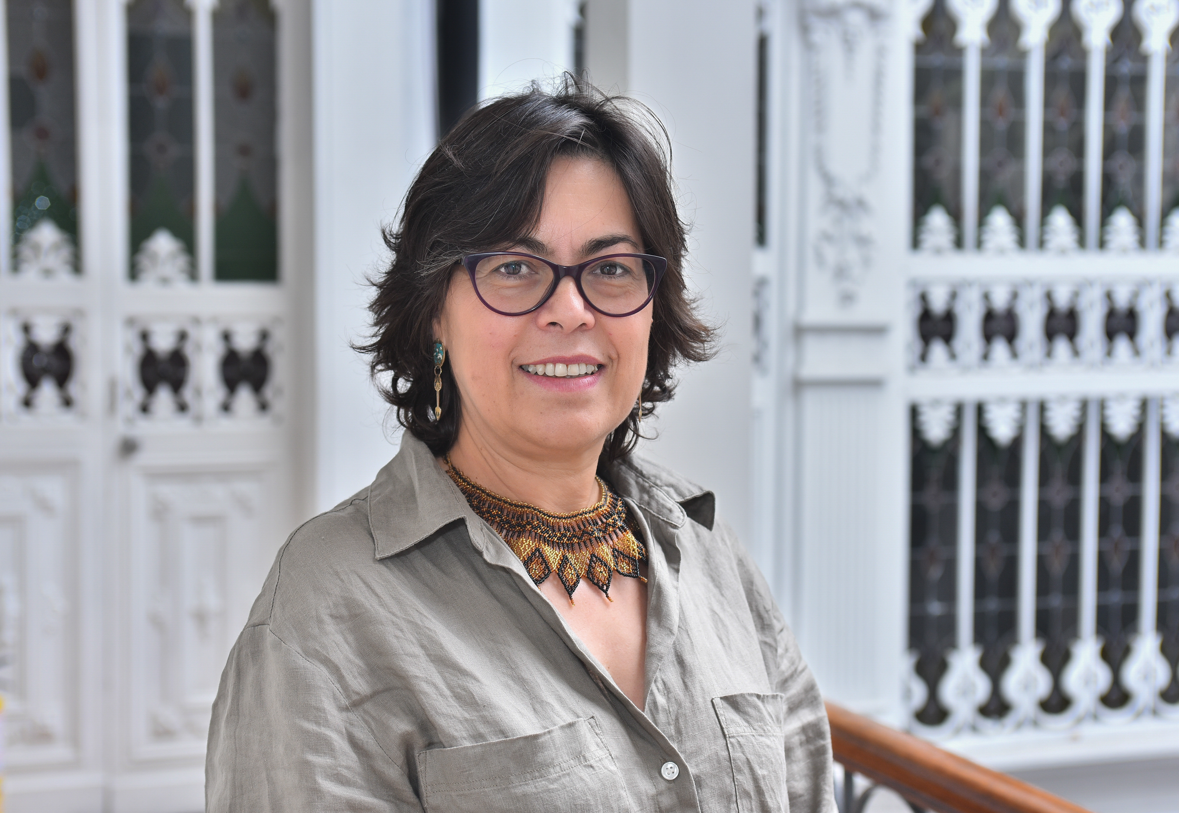 Marta Ruiz es periodista graduada en la Universidad de Antioquia y se especializó en libretos de Televisión.
