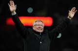Alex Ferguson se despide con victoria del ‘teatro de los sueños’