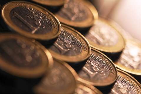 Ministros de Finanzas europeos logran acuerdos para reformar la zona euro