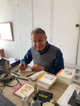 “La literatura que emocionaba ya no existe”: Ivar Da Coll
