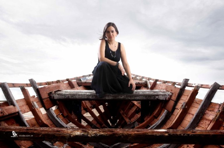 Marta Gómez, entre la canción y la palabra