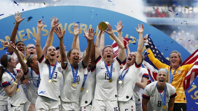 Por la dignidad en el fútbol femenino I (fútbol paradójico)