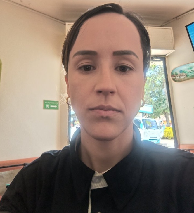 Erika Zapata look.