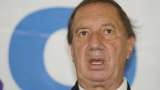 Carlos Bilardo está internado, en terapia intensiva y con pronóstico reservado