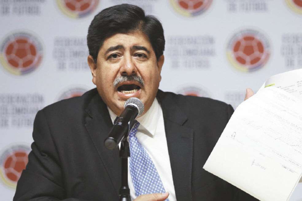 A mediados de 2015, Bedoya negó su participación en el escándalo FIFA, luego confesó. / AP