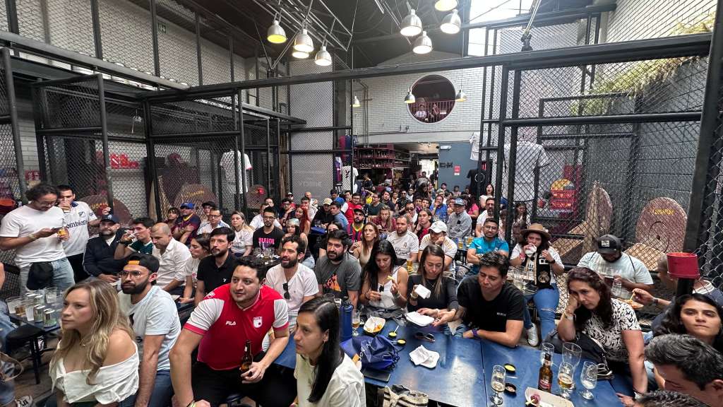 Así se vivió ELCLÁSICO 2024/25 en el Tejo La Embajada en Bogotá.