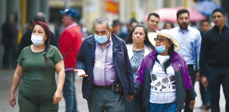 Tapabocas Covid-19 y ola de calor en Bogotá