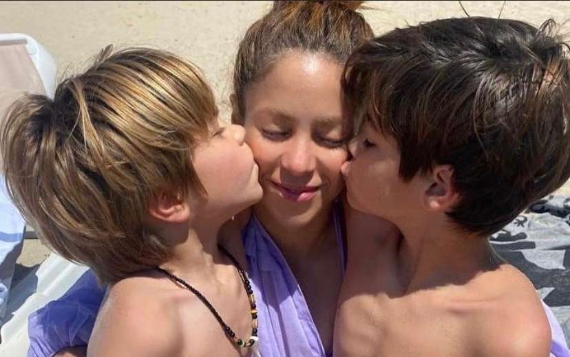 Shakira y sus hijos, Milán y Sasha, estuvieron en Dubai celebrando navidad.