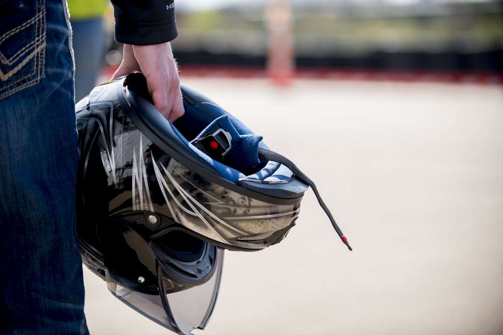 ¿Los intercomunicadores para moto son legales? Condiciones y lo que dice la ley