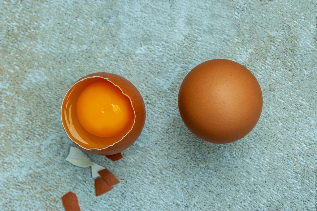 ¿Qué significa el color de la yema del huevo?