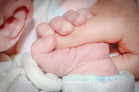 El primer bebé en recibir inyección de células madre para cicatrizar su corazón