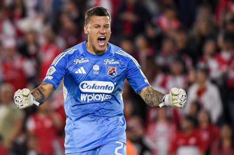 Medellín derrotó con contundencia a Santa Fe en El Campín: vea los goles