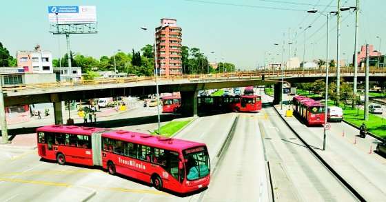 La tarifa técnica de Transmilenio, que es la que se les paga a los operadores, subió 40% por encima de la inflación entre 2000 y 2015. / Archivo El Espectador
