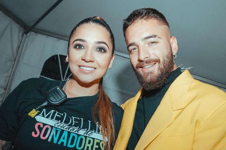 El nombre artístico del cantante esconde una faceta muy familiar, pues viene de las dos primeras letras de los nombres de su mamá Marlli, su padre Luis y, por supuesto, su hermana Manuela, quien también es su mejor amiga.
