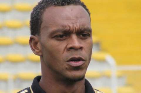 Jugador de Fortaleza, estable luego de sufrir desmayo en entrenamiento