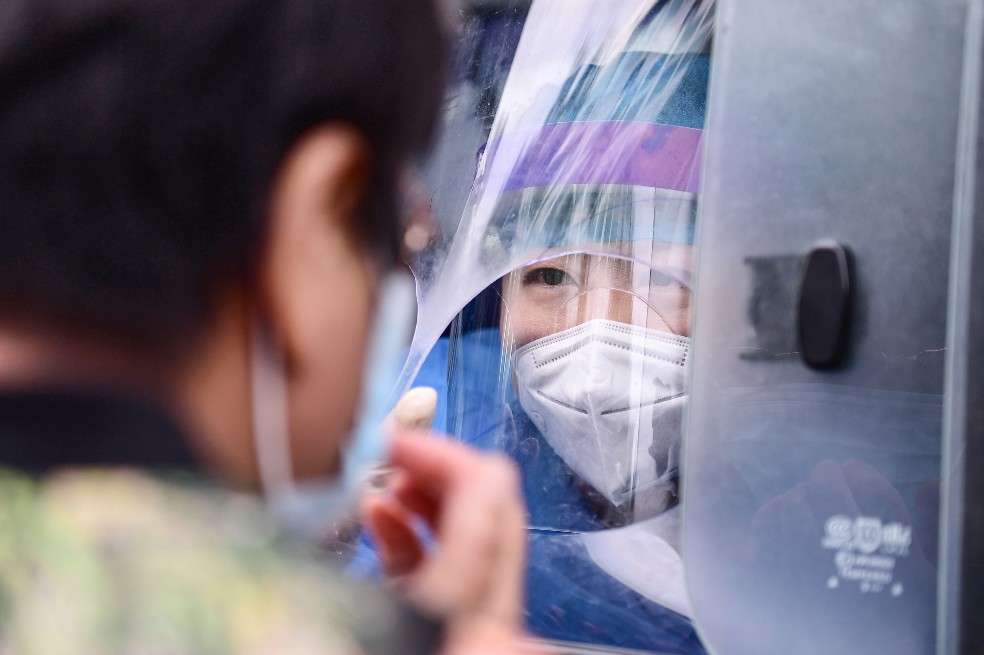 En Xinjiang, se implementaron estrictas medidas antivirus en la capital Urumqi.