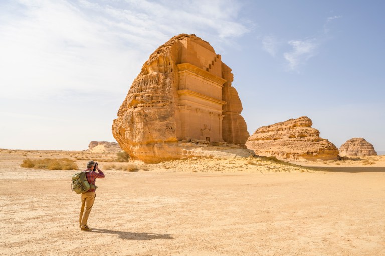 ¿Por qué visitar Arabia Saudita y cuál es su relevancia en el turismo mundial?