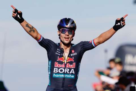 Primoz Roglic ganó etapa, es nuevo líder en la Vuelta a España y será el campeón