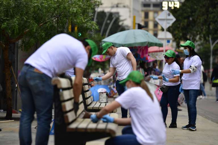 El Centro Vive: ciudadanos y funcionarios se sumaron a la campaña por recuperar el centro de Bogotá