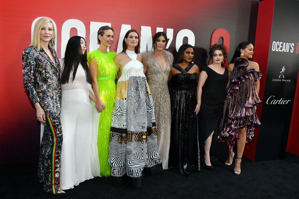 Elenco de "Ocean's 8": Cate Blanchett, Awkwafina, Sarah Paulson, Anne Hathaway, Sandra Bullock, Mindy Kaling, Helena Bonham Carter y Rihanna. / AFP