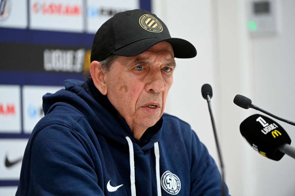 (FILES) Montpellier's French head coach Jean-Louis Gasset delivers a press conference after the French L1 football match between Montpellier Herault SC and AS Saint-Etienne at Stade de la Mosson in Montpellier, southern France, on March 16, 2025.